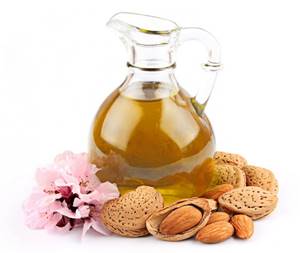 botella de aceite de almendras dulces