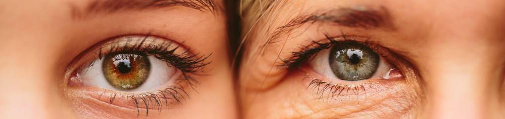 dos ojos diferentes de edad